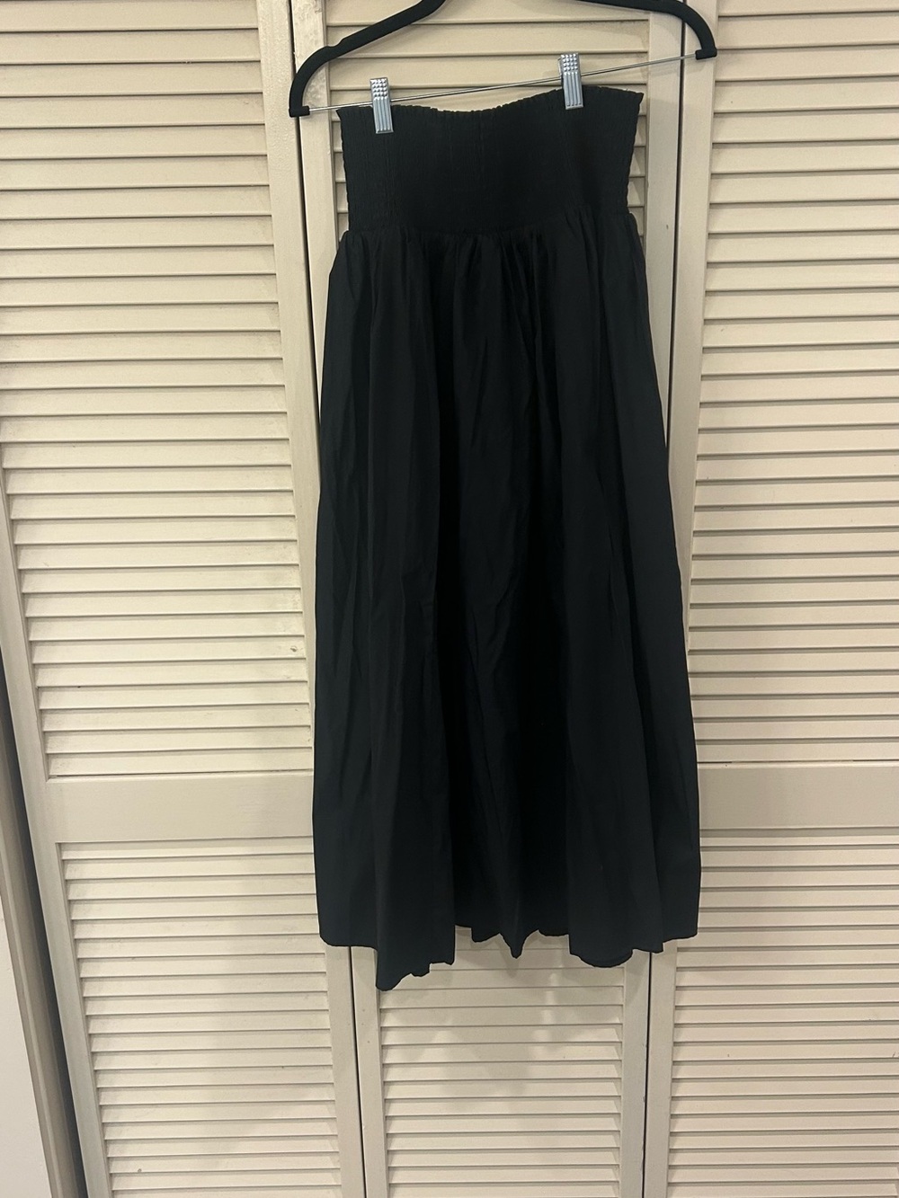 Banana Republic Black Smocked-Waist Maxi Skirt NWT